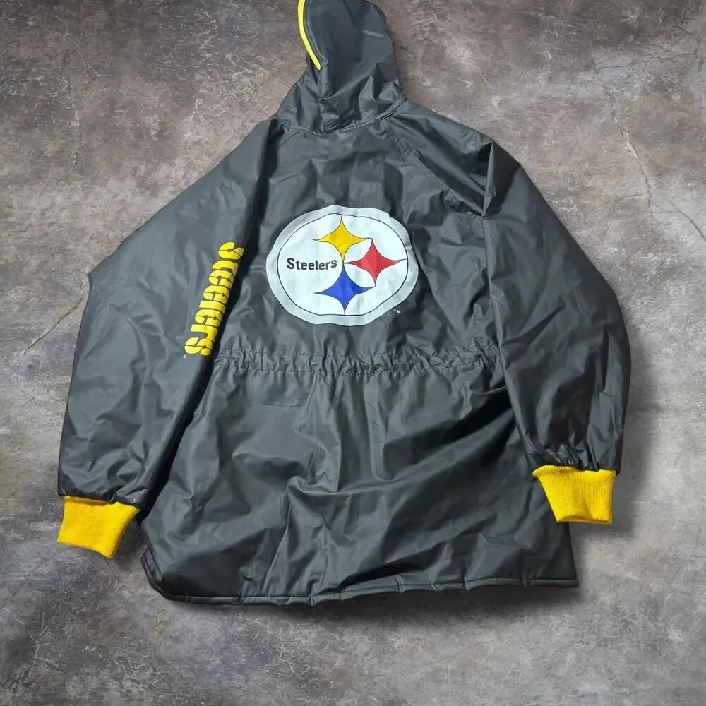Gameday Raincoat Mens Black Yellow Medium Pittsburgh Steelers 90s Big Logo